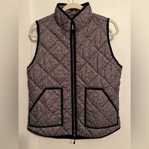 J. Crew houndstooth vest in size medium